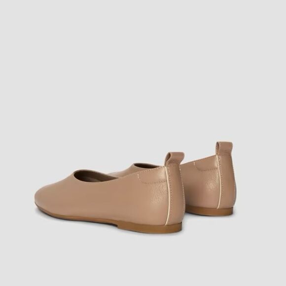 NEW EVERLANE THE day Glove Leather Flats in Tan - Picture 5 of 7